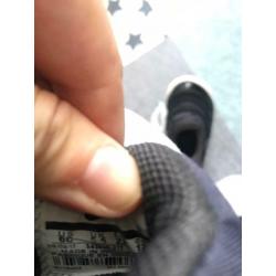 Boy shoes size 5.5