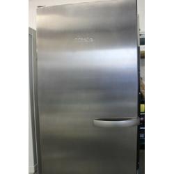 Miele FN4957SED 60cm Freestanding 257l A+ Frost Free Freezer Stainless steel