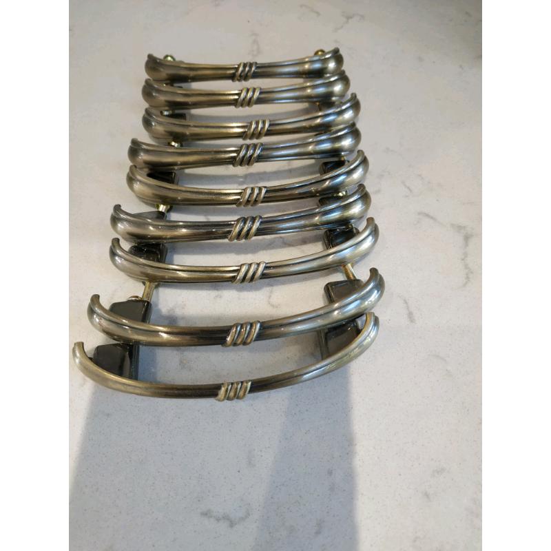 Antique Brass finish cabinet cupboard handles. 10 available