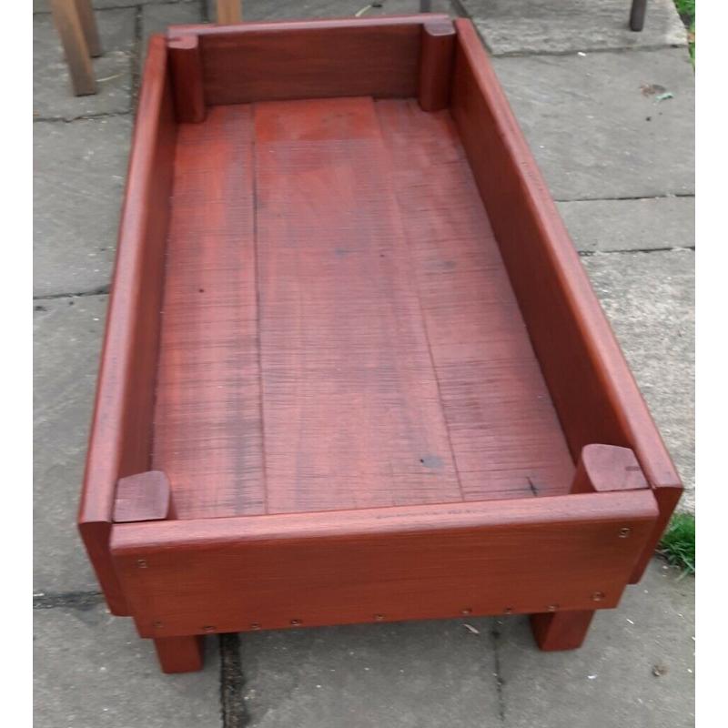 HARDWOOD GARDEN PLANTER