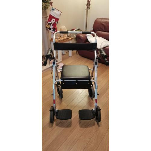 ROLLATOR TRANSIT CHAIR