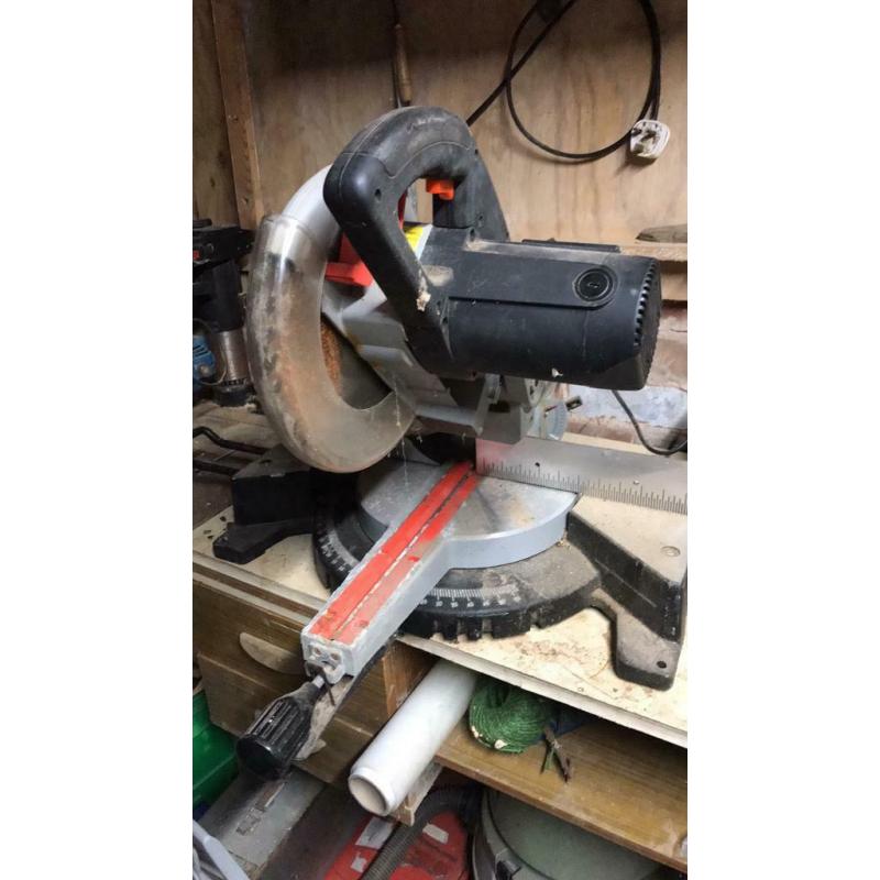 **REDUCED** SIP 01314 10" Sliding Compound Mitre Saw