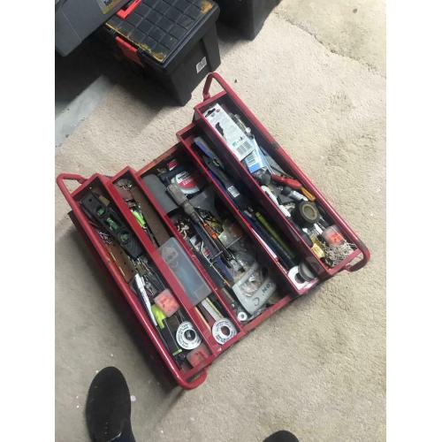 Tool boxes with tools x 4. ?50 ono