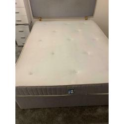 King size bed and drawers