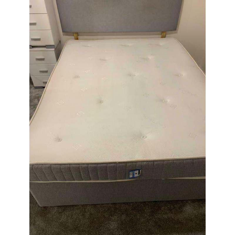 King size bed and drawers