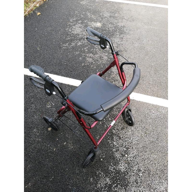 Walking aid zimmer