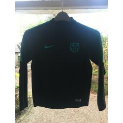 LARGE SELECTION OF FOOTBALL KIT
