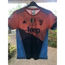 LARGE SELECTION OF FOOTBALL KIT
