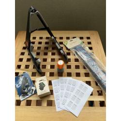 Ukulele accessories