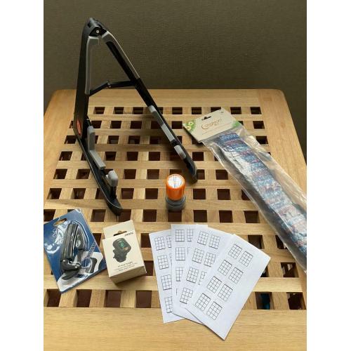 Ukulele accessories