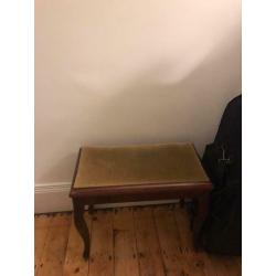 Piano stool