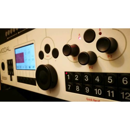 Modal Electronics 002R Hybrid Synth 8Voices