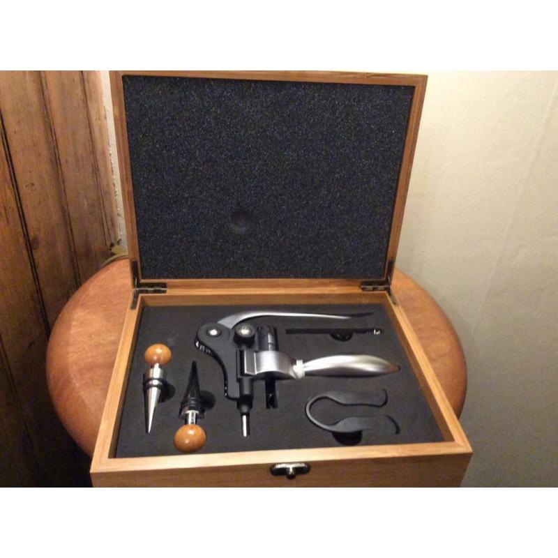 Professional Deluxe corkscrew set Retail Price ?50