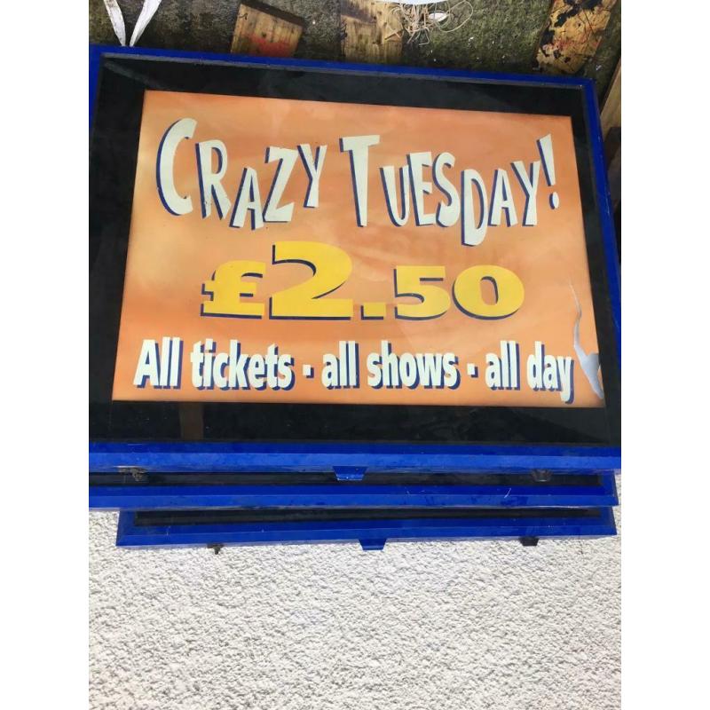 Shops light up signs