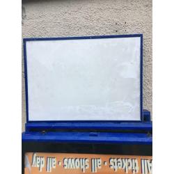 Shops light up signs