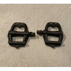 Road bike pedals