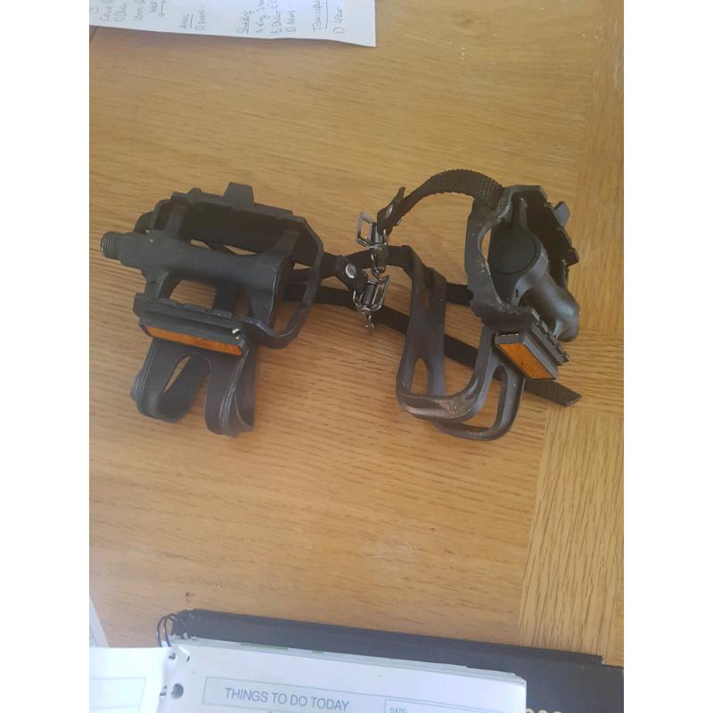 Road bike pedals with the clips