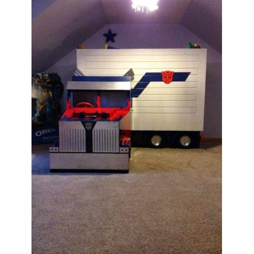 Transformers optimus prime truck bed