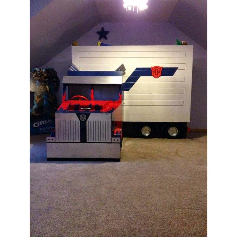 Transformers optimus prime truck bed
