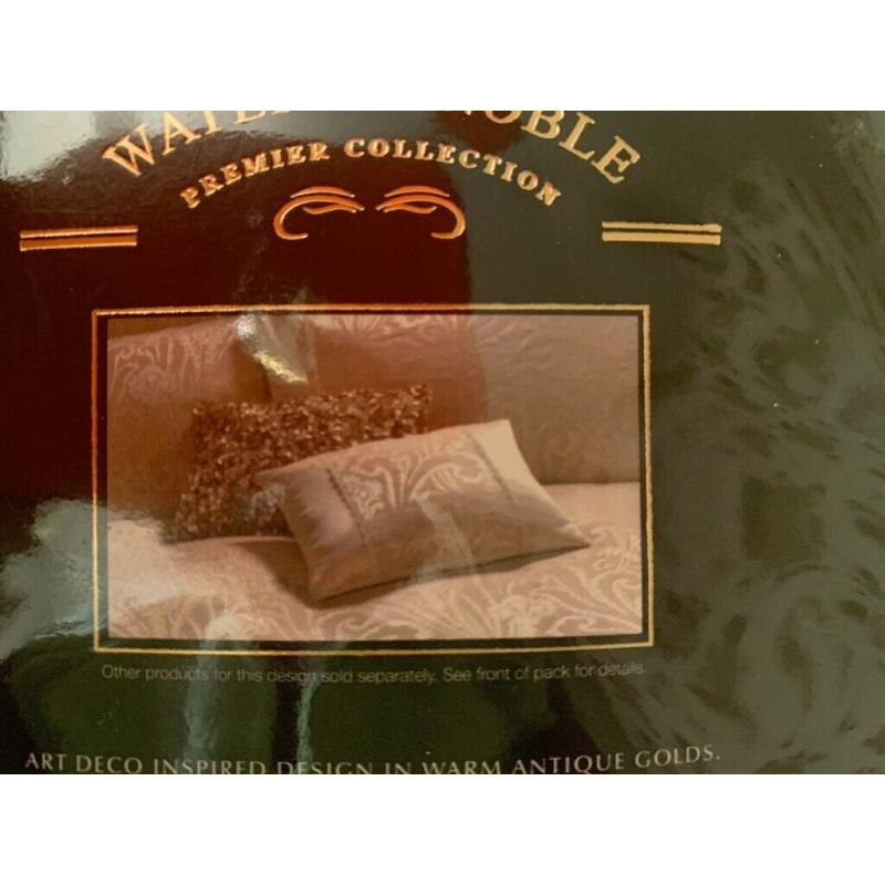New Luxury Duvet Set - RRP ?124 see tags