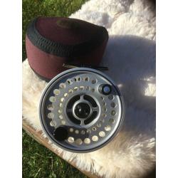 Hardy Ultralite 9/10 # line salmon reel
