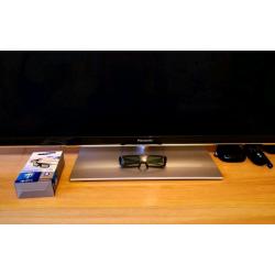 Panasonic 50 inch Plasma TV (ST60) (Inc Roku Player & Harmony One)