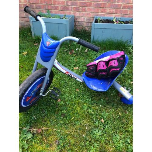 Razor Go Cart and knee/armpads