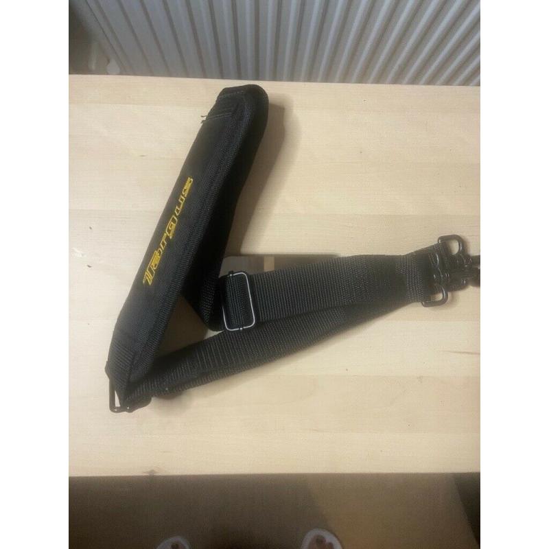 Targus on wheel laptop bag