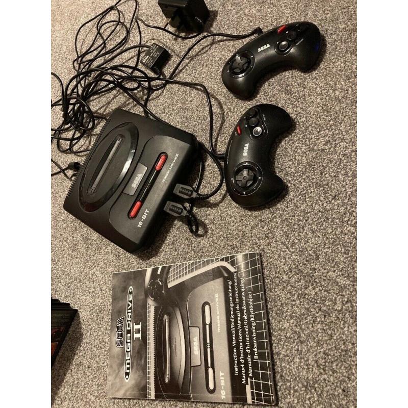 Original sega mega drive 2, controllers & 6 games