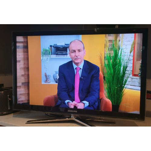 40" Samsung TV