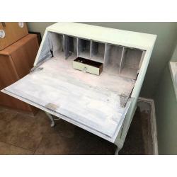 Bureau writing desk