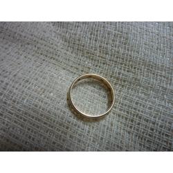 Beautiful Understated Yellow Gold and Diamond Eternity Ring - one genuine owner from new