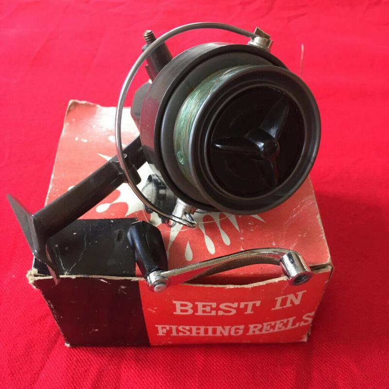 Fishing reel, open face, spinning, in box. ?8 ovno. Happy to post.