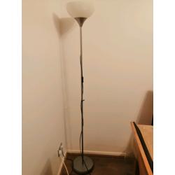 Floor standing lamp