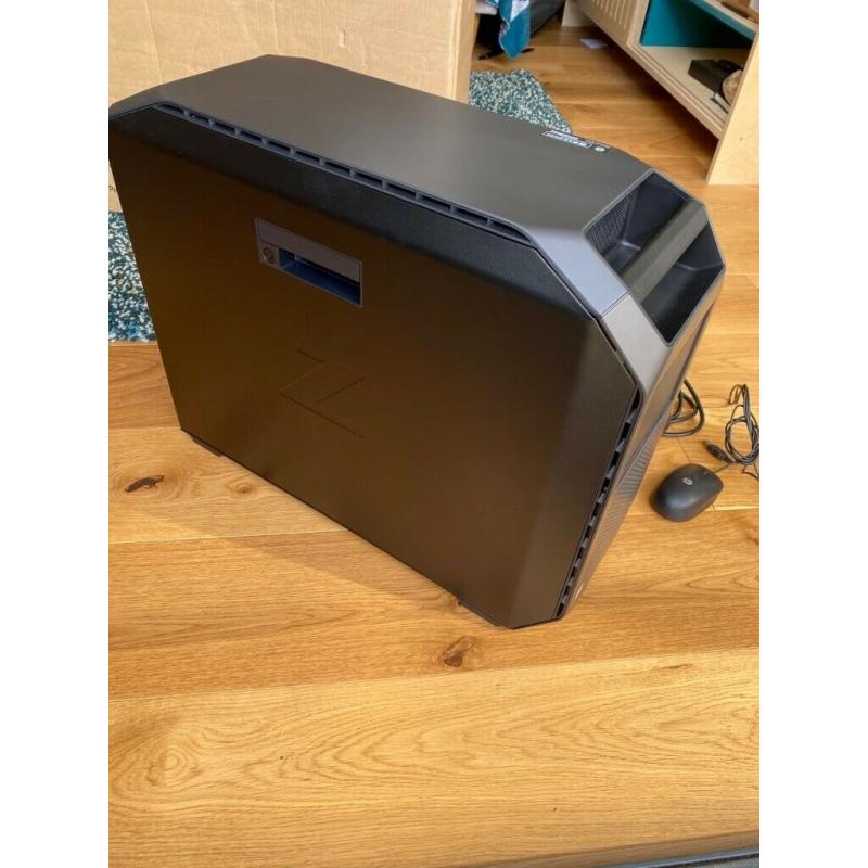 Super Powerful HP Z8 G4 Desktop PC (Like New) - Worth over ?15k new