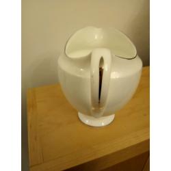 Wedgewood Sygnet Platinum milk jug