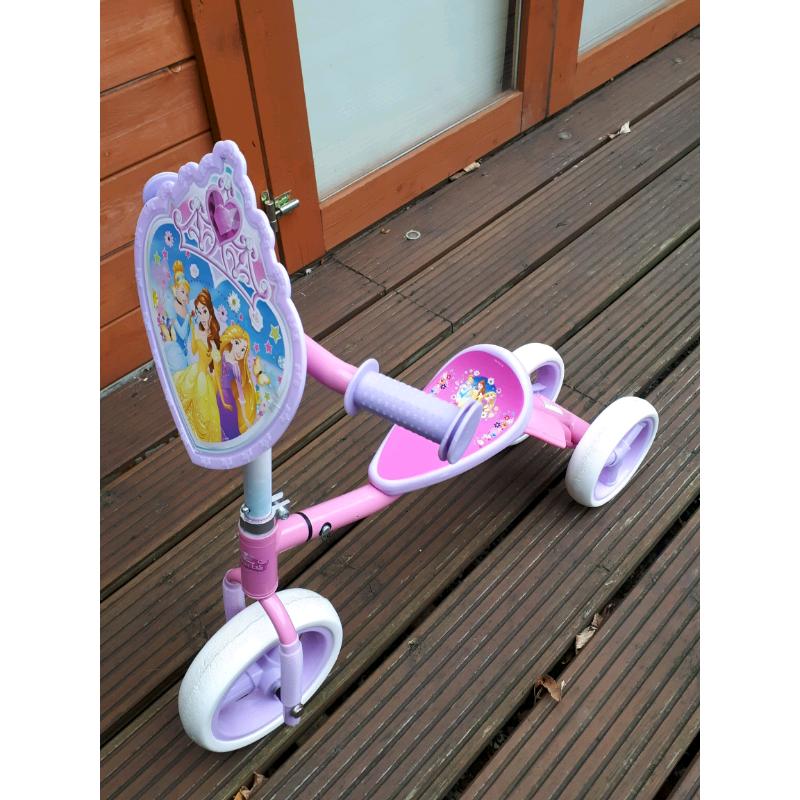 2 in 1 scooter and balance bike .
