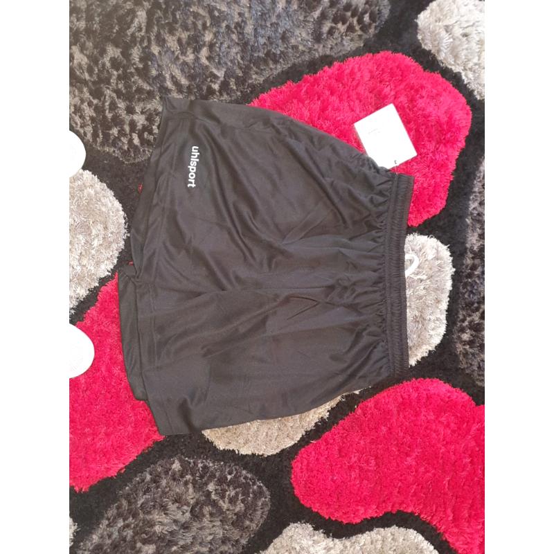 Shorts black medium 8 of these