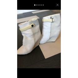 ISABEL MARANT