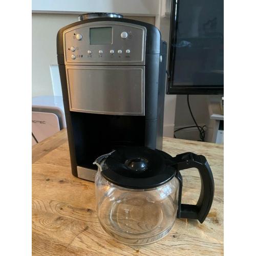Russell Hobbs Coffee Machine - Grinder for beans or straight in with ground coffee