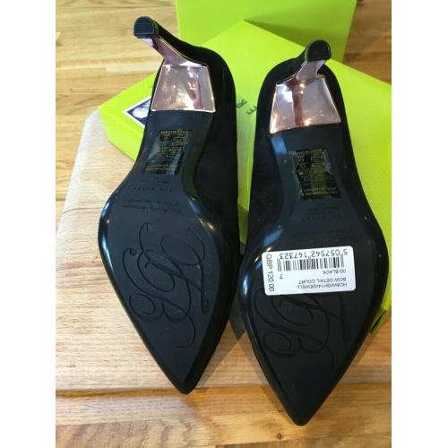 Brand new with box Ted Baker Gewell bow detail courts high heel size 7