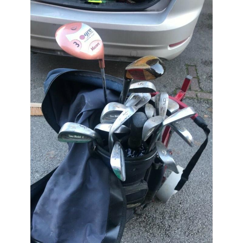 Full Set of Golf Clubs (Various Makes)
