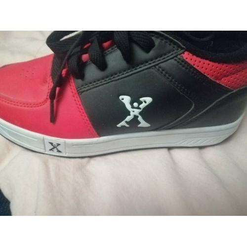 heelys - size 3 in great condition