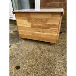 Light weight hand made storage box