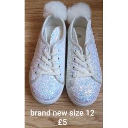 Little girls shoes (2)