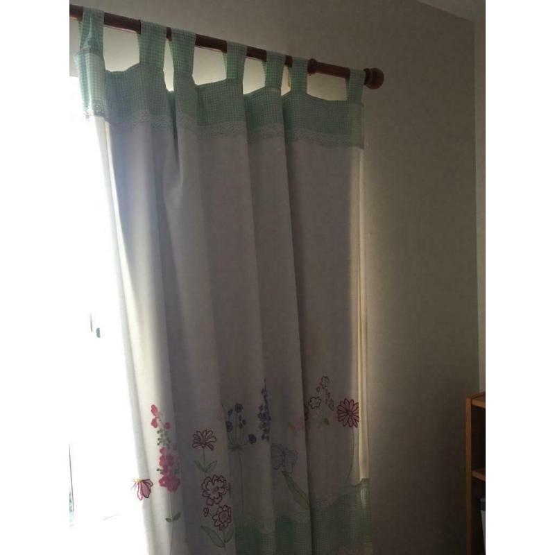 Next Girl?s Bedroom matching Rug and Lined Curtains with tie-backs