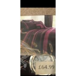 Pair of Eyelet Curtains & Matching Bed Runner